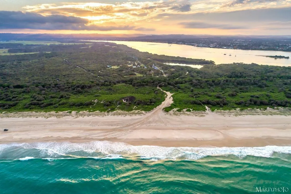 Ballina Beach Nature Resort 3*,